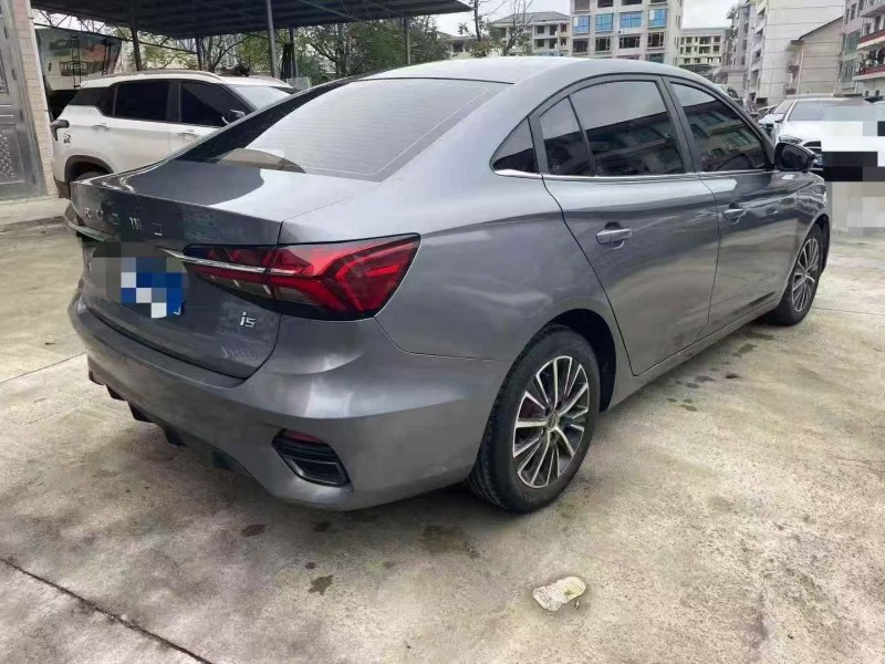 张家界21年荣威i58