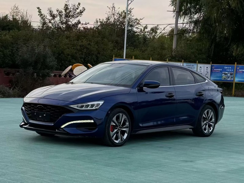 青岛20年现代菲斯塔3