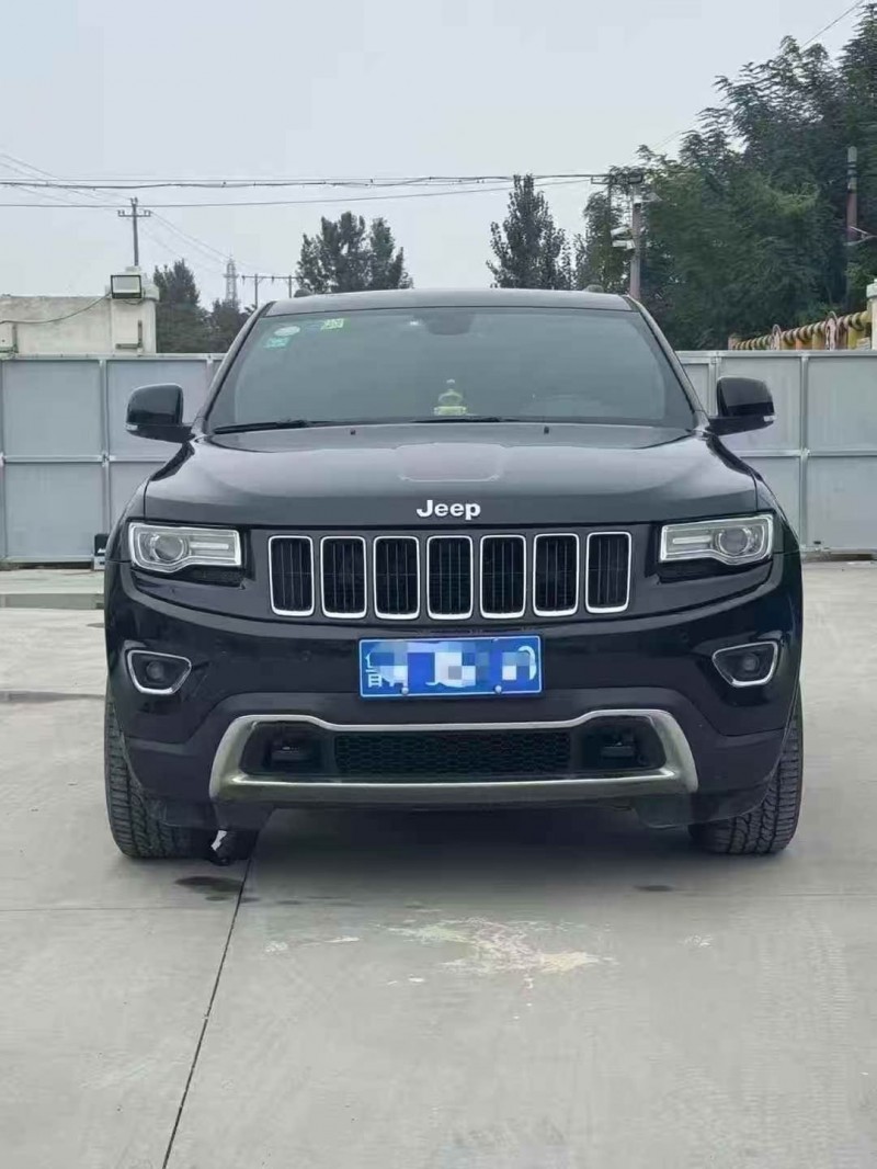东营17年Jeep大切诺基1
