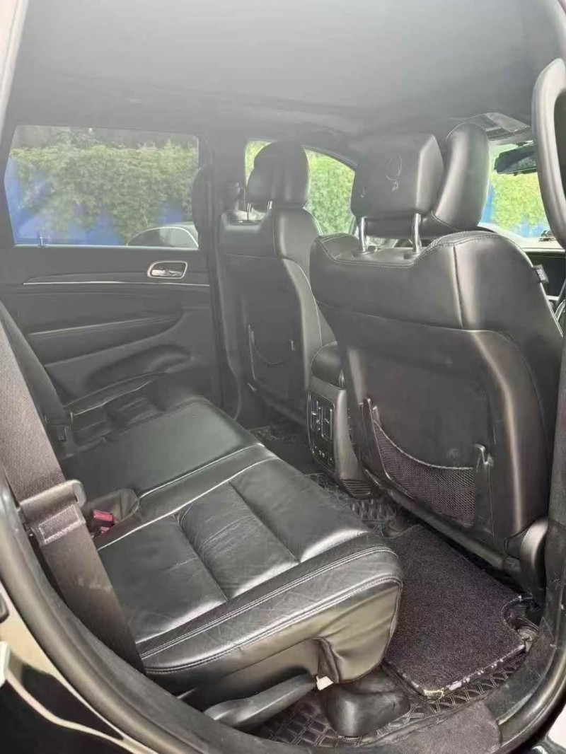 东营17年Jeep大切诺基5