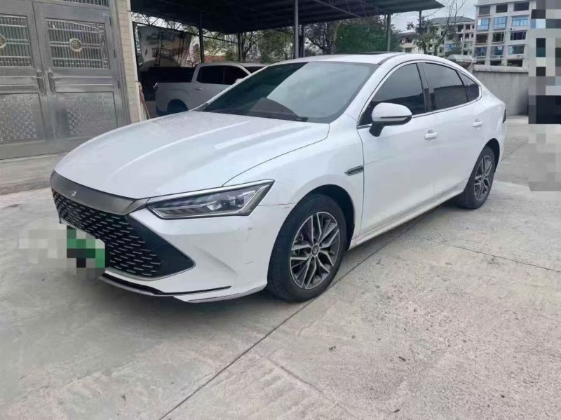 邵阳23年比亚迪秦3