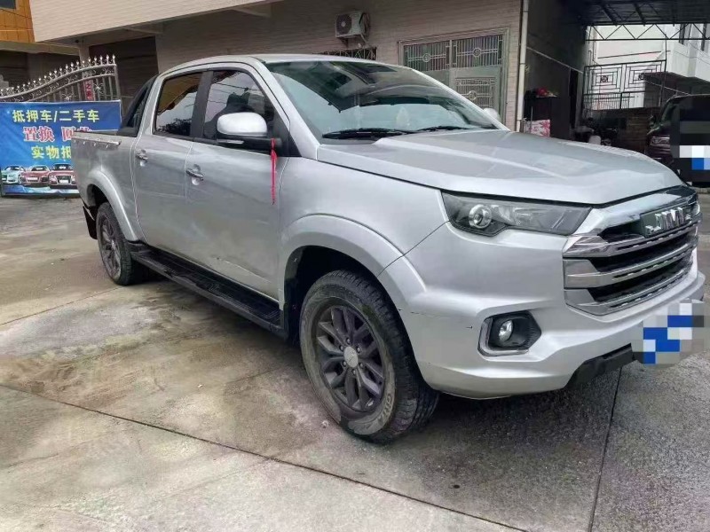 张家界22年江铃域虎2