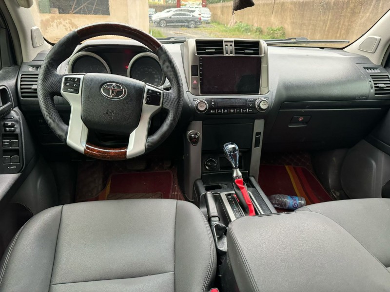 鹤壁12年丰田普拉多8