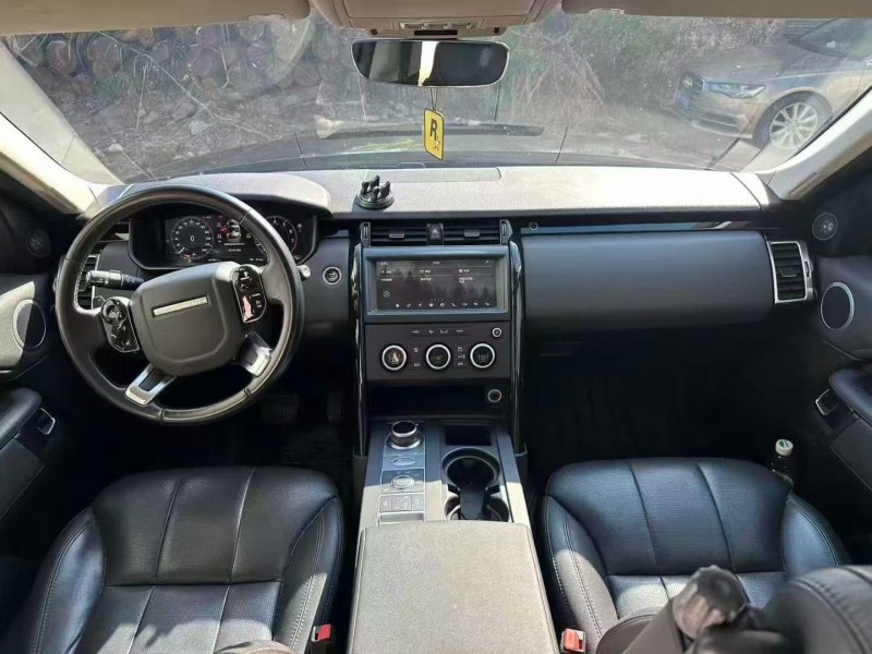 广州21年路虎发现5