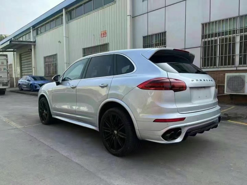 广州18年保时捷卡宴7