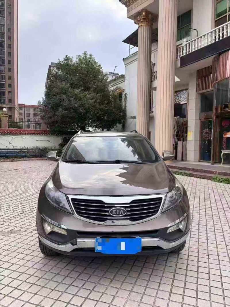 娄底14年起亚智跑1