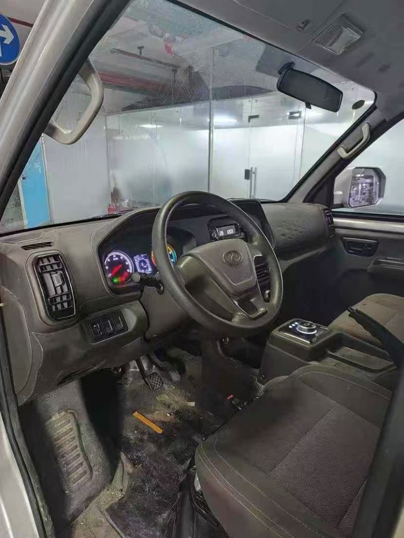 广州23年瑞驰EC758