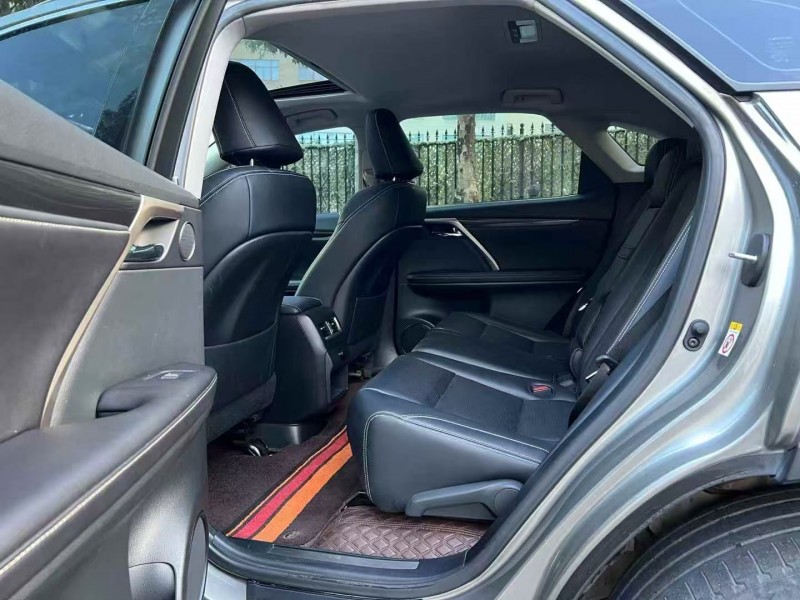 广州19年雷克萨斯RX4