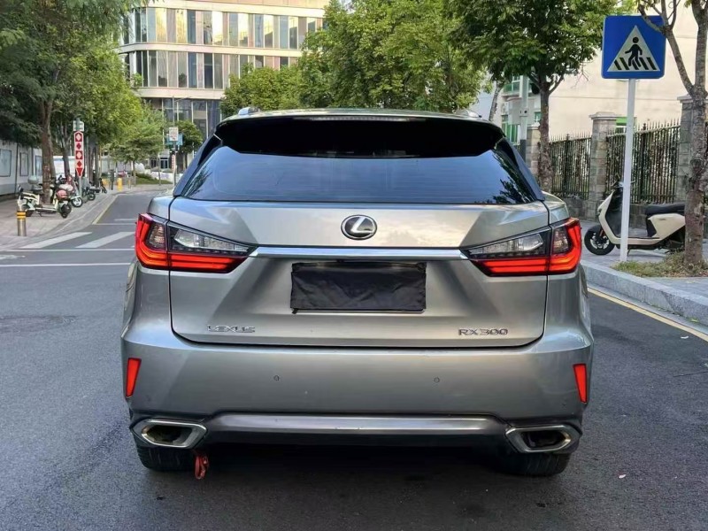 广州19年雷克萨斯RX9