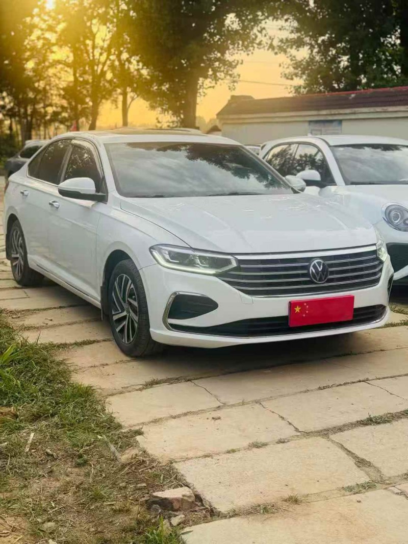 鹤壁23年大众朗逸2