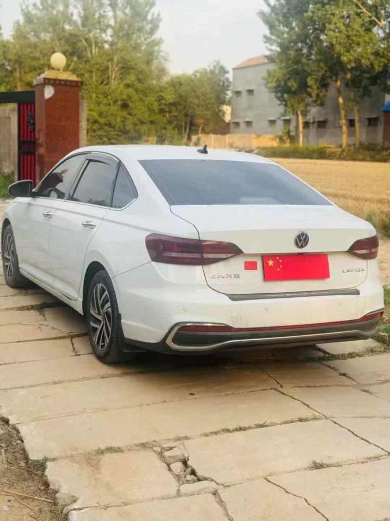 鹤壁23年大众朗逸4