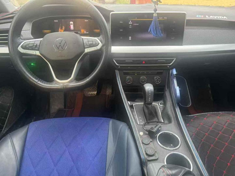 鹤壁23年大众朗逸9