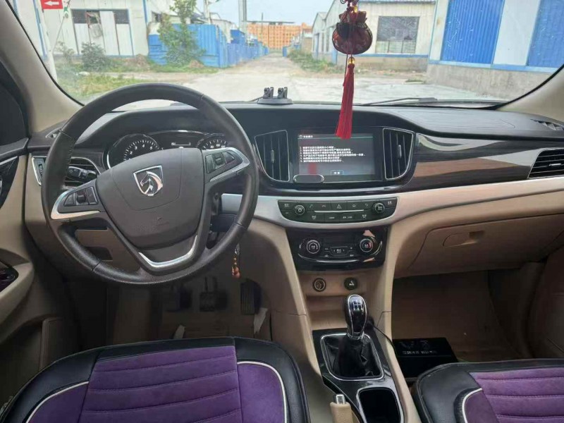 鹤壁16年宝骏7307