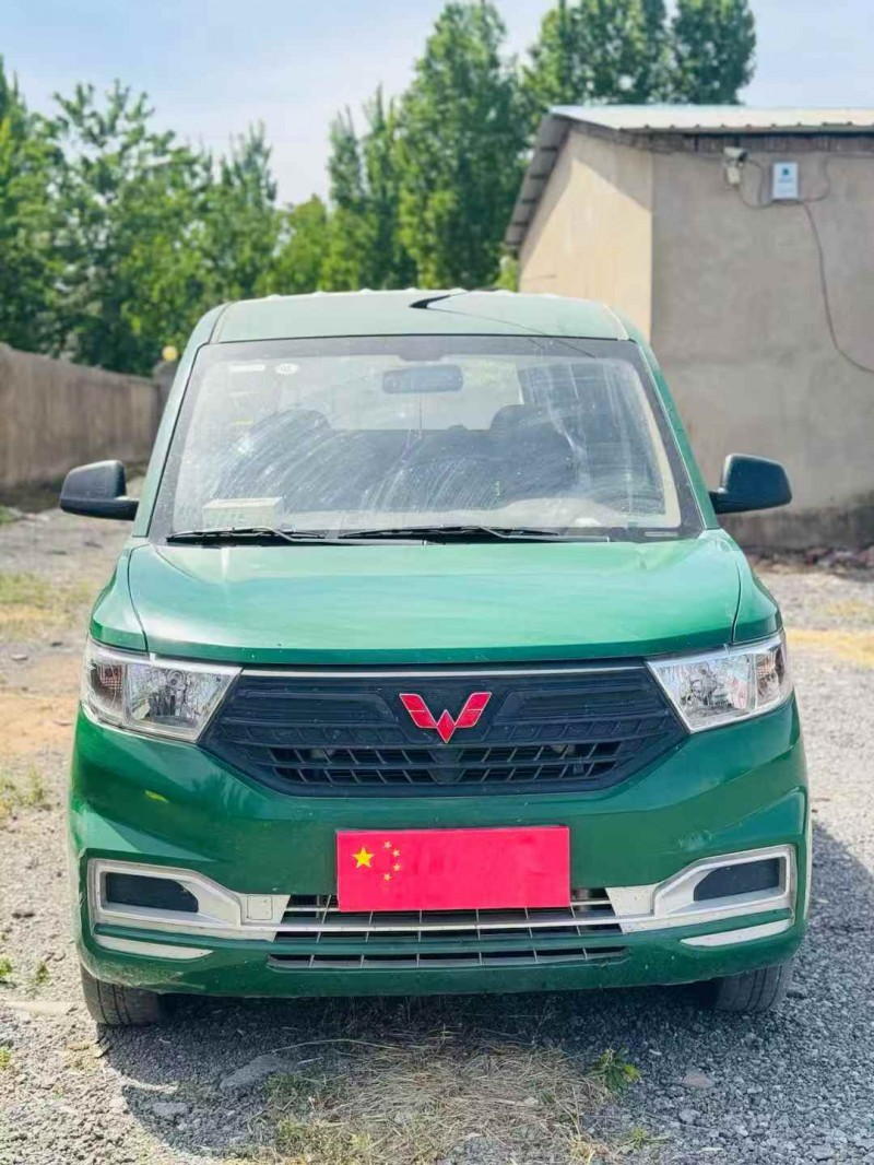 鹤壁24年五菱汽车宏光1