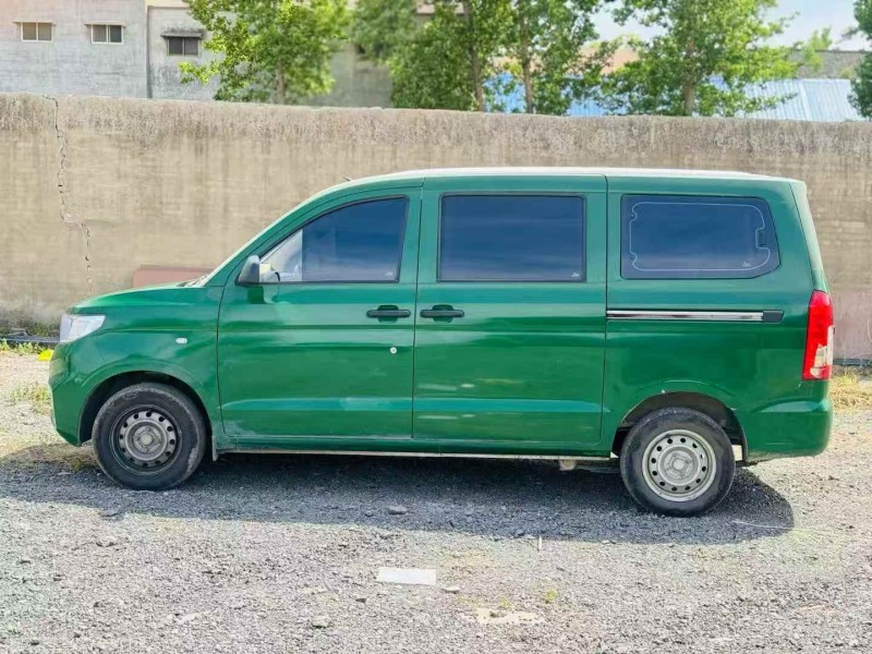 鹤壁24年五菱汽车宏光6