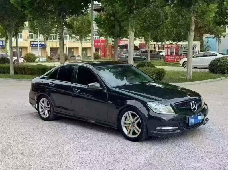 烟台11年奔驰C2