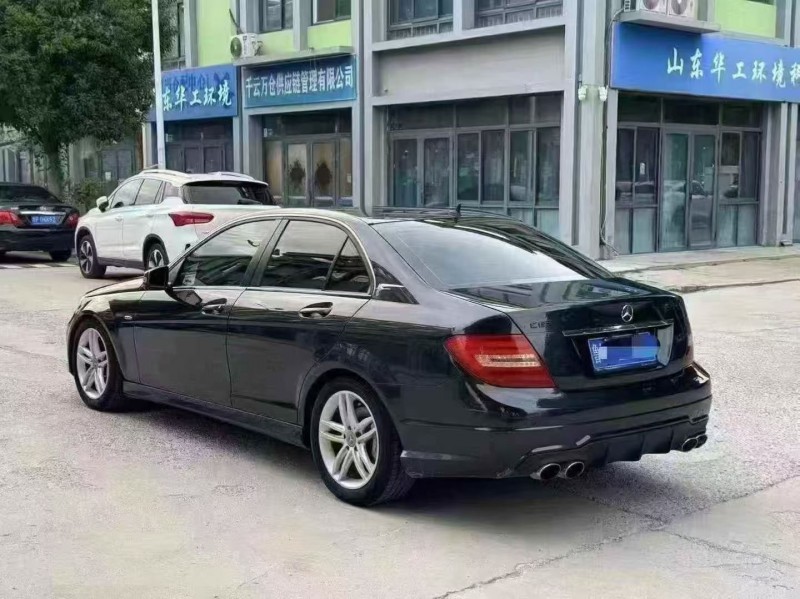 烟台11年奔驰C6