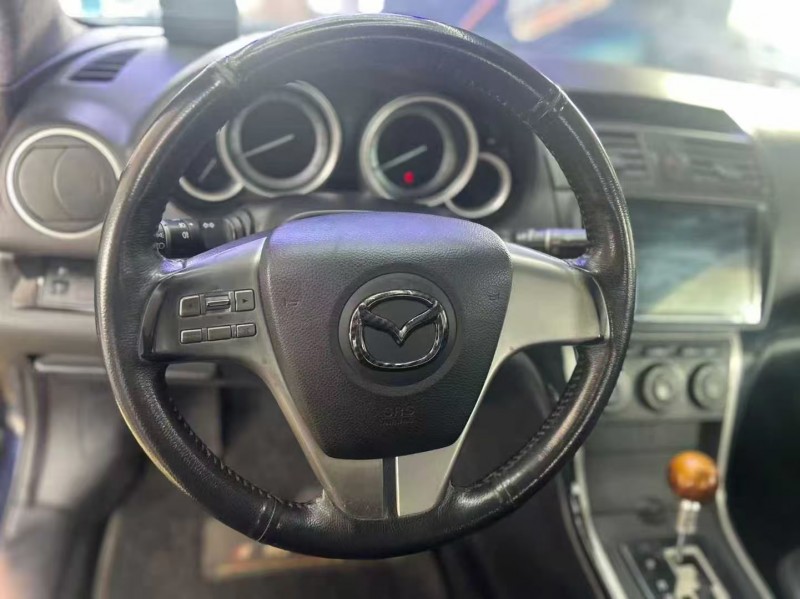 广州10年马自达睿翼4