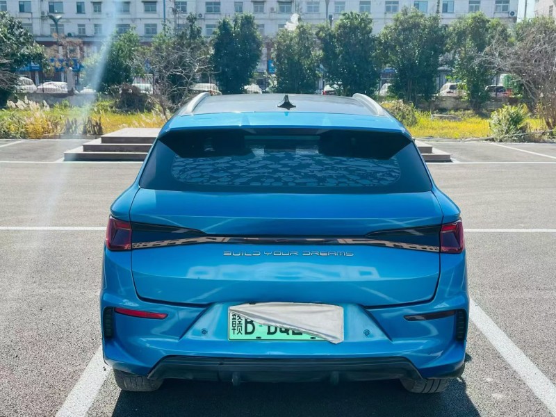 济宁21年比亚迪E25