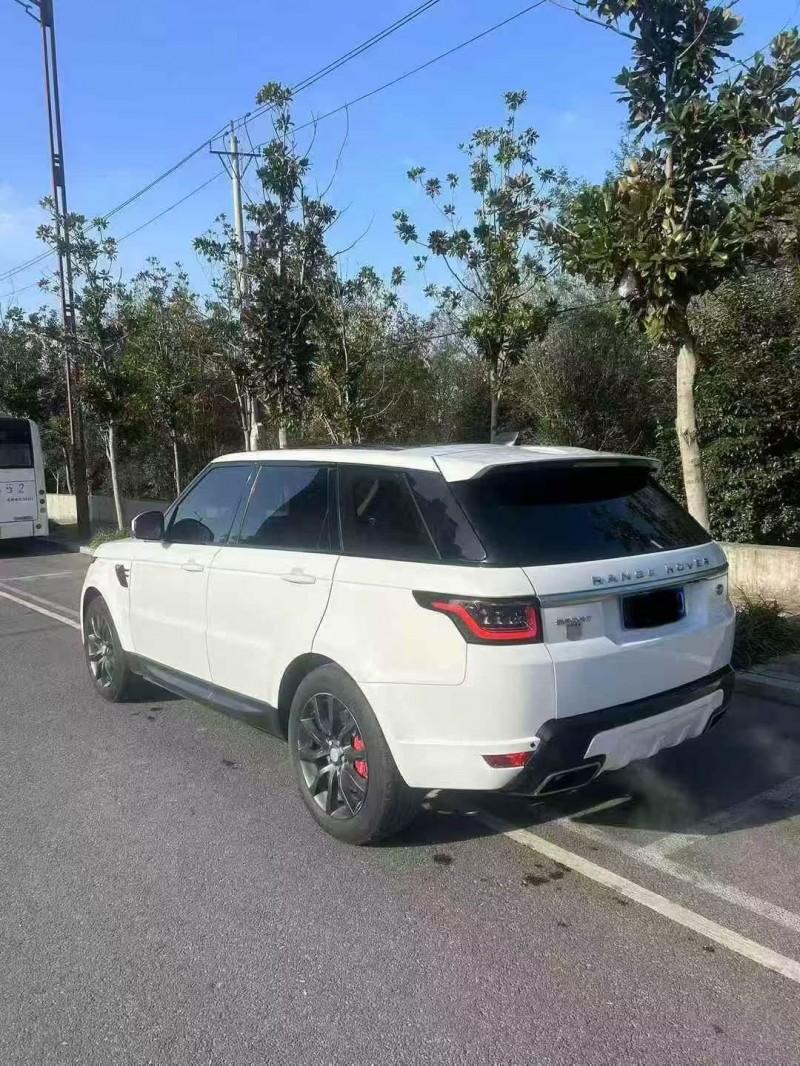 芜湖17年路虎揽胜运动9