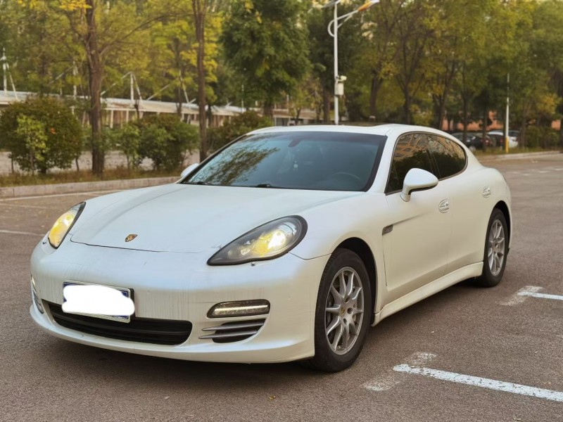 太原12年保时捷帕拉梅拉2