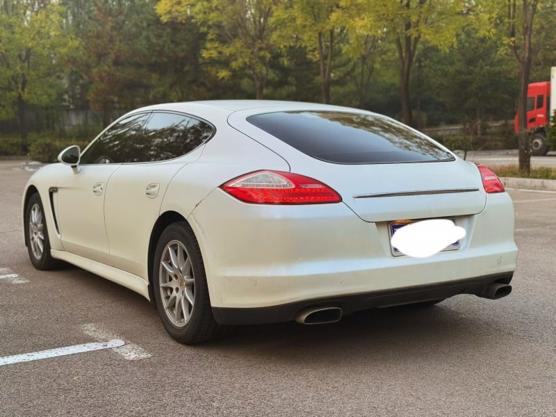 太原12年保时捷帕拉梅拉5