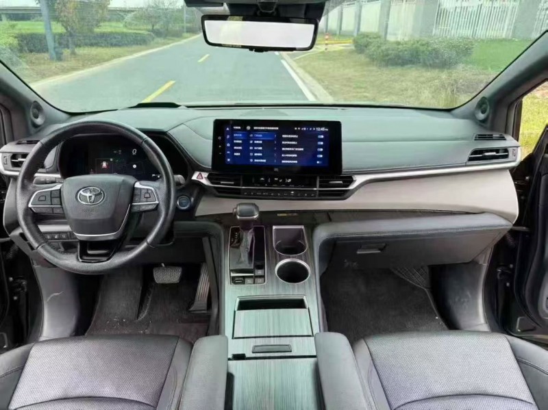 徐州23年丰田格瑞维亚7