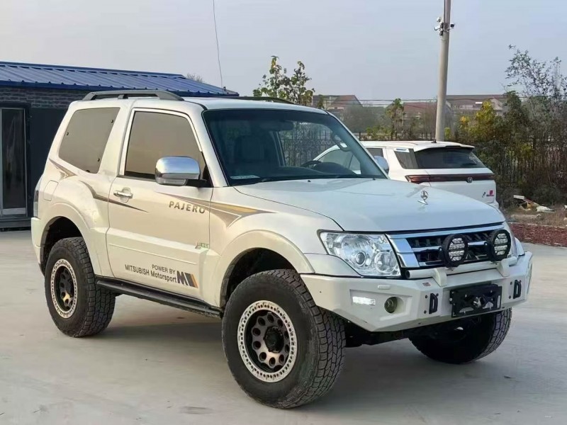 菏泽18年三菱帕杰罗2