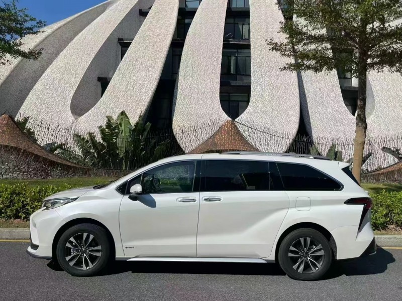 深圳25年丰田格瑞维亚8