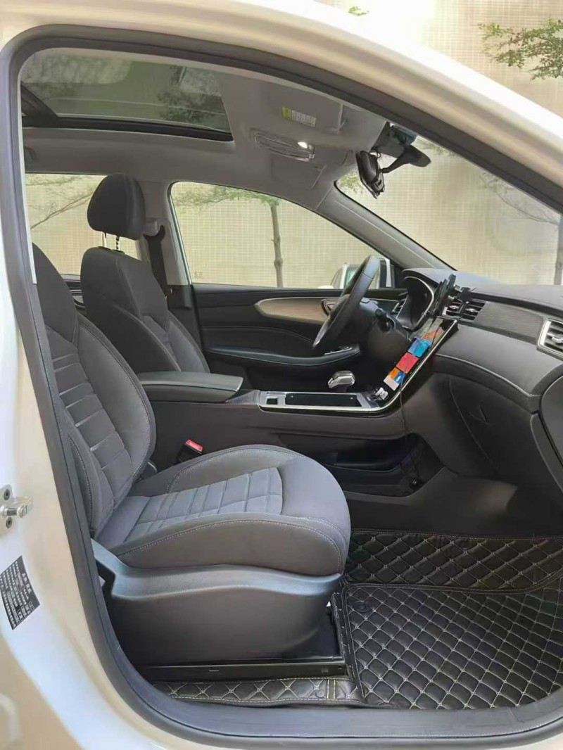 佛山21年荣威RX57