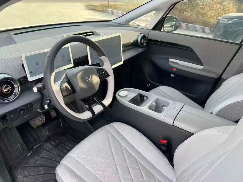 菏泽24年极狐汽车阿尔法6