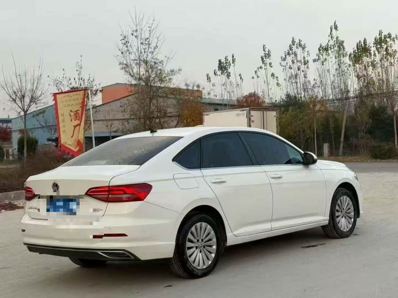 菏泽19年大众朗逸8
