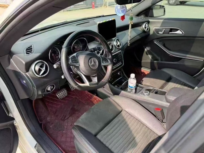 菏泽17年奔驰CLA4