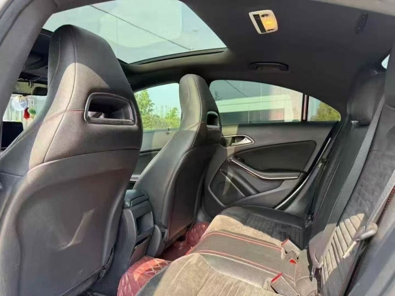 菏泽17年奔驰CLA6