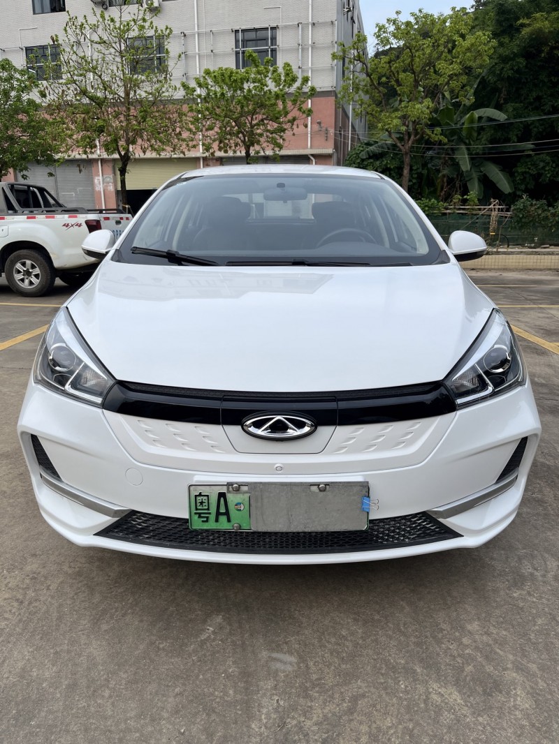 中山24年奇瑞艾瑞泽1