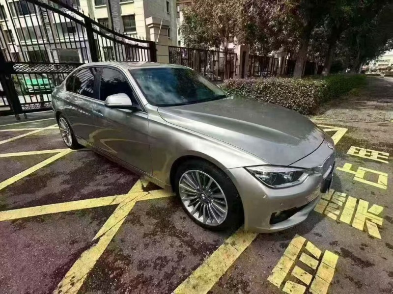 徐州19年宝马3系2