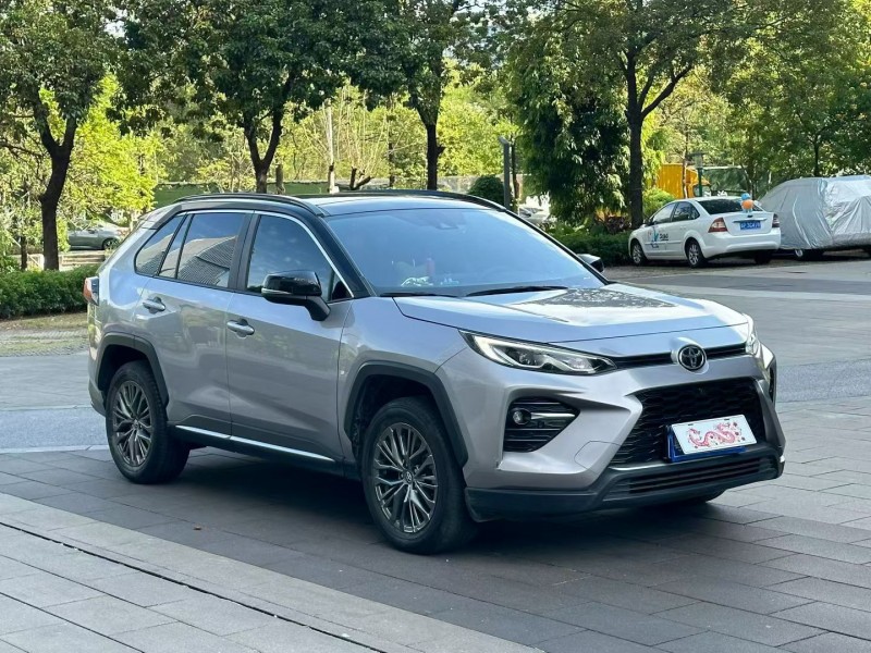 佛山23年丰田威兰达2