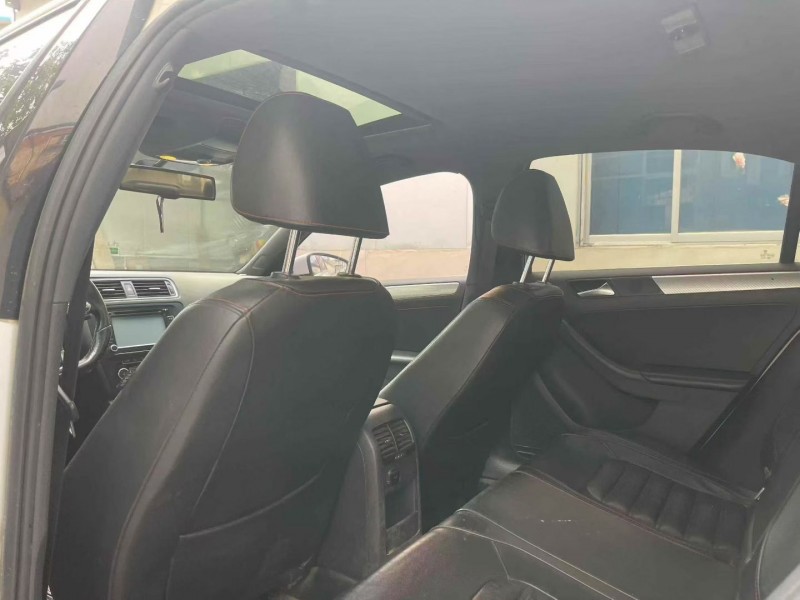 枣庄14年大众速腾3