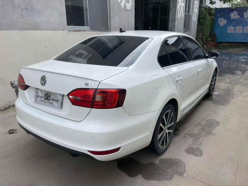 枣庄14年大众速腾8