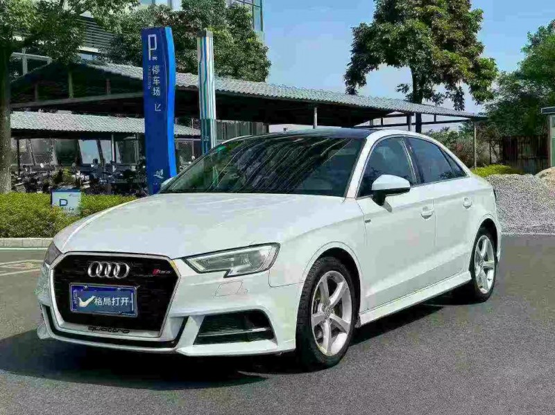 东莞17年奥迪A33