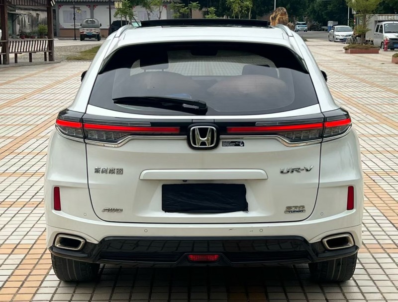汕头21年本田URV9