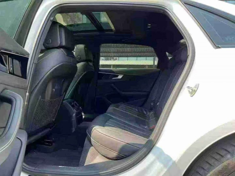 东莞23年奥迪A4L5