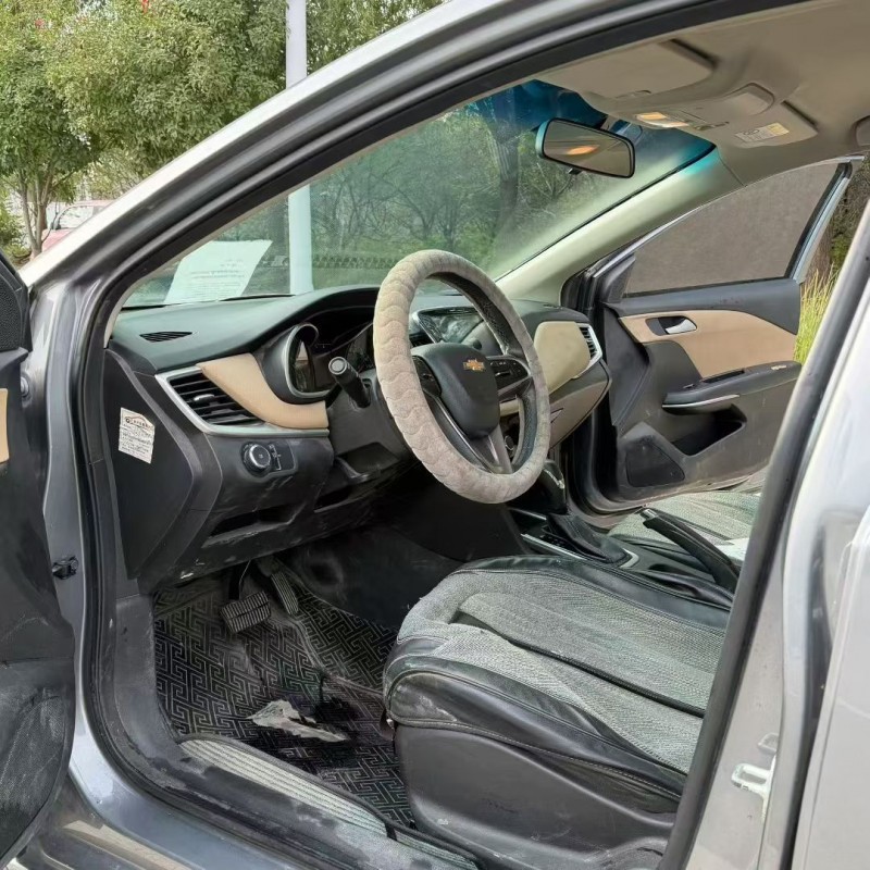 淄博20年雪佛兰科鲁泽4