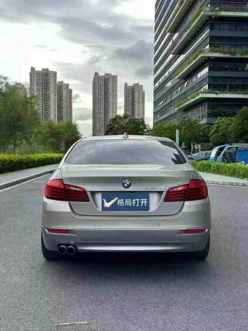 东莞23年宝马1系9