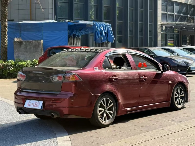 佛山14年三菱翼神5