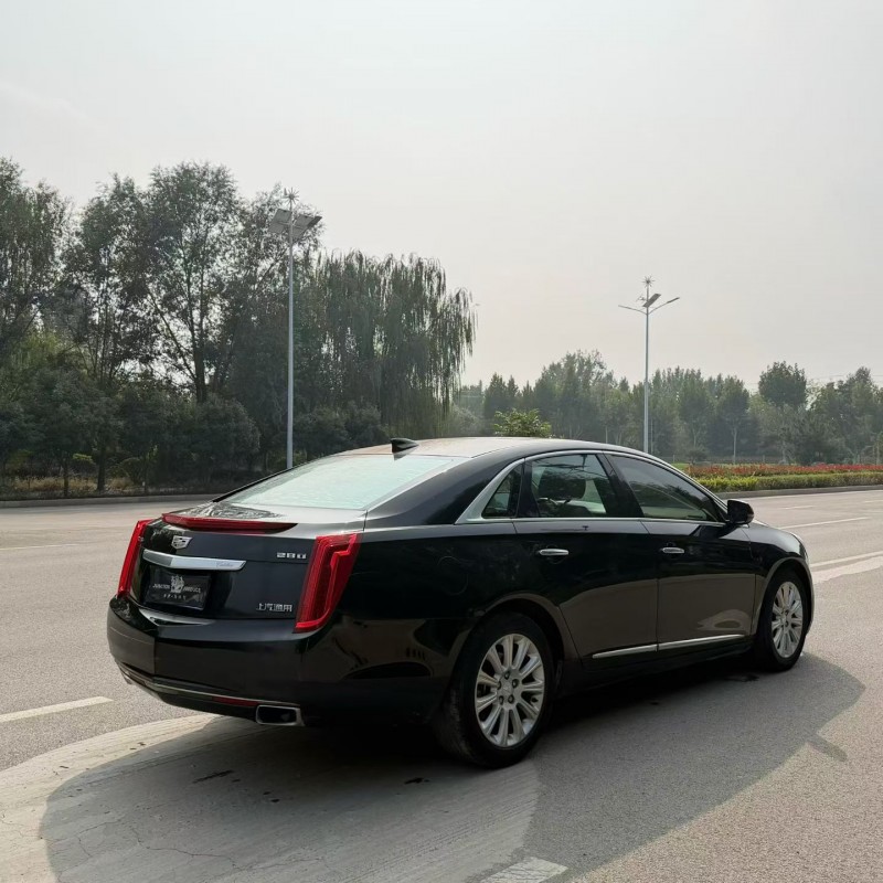 枣庄17年凯迪拉克XTS4