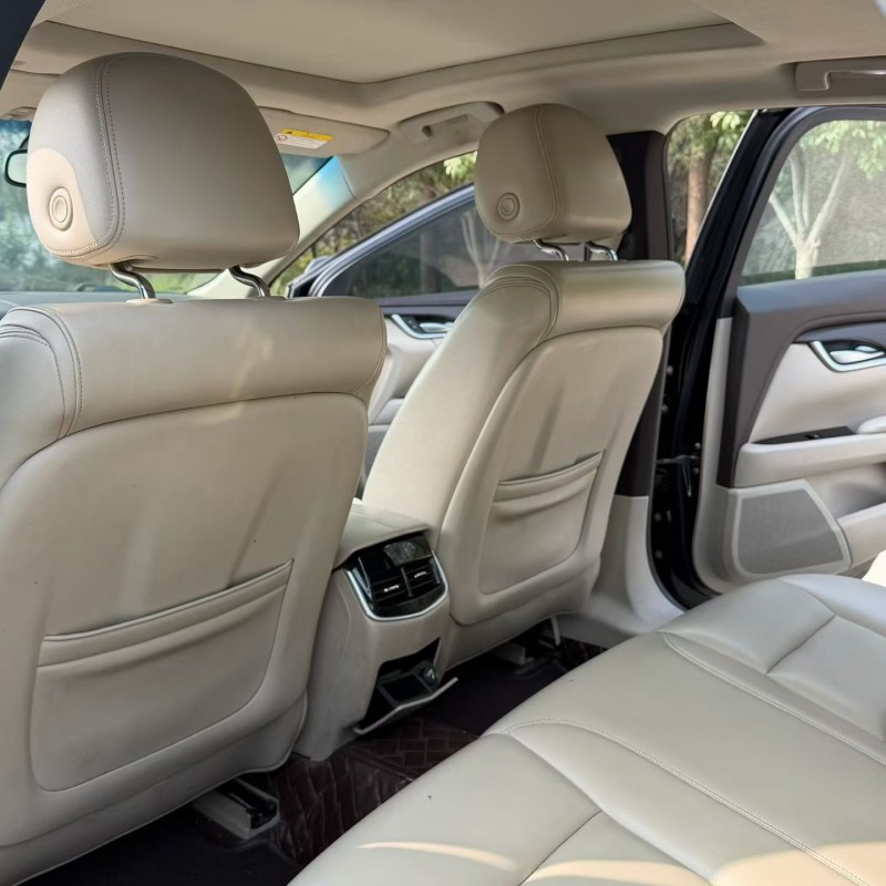 枣庄17年凯迪拉克XTS5