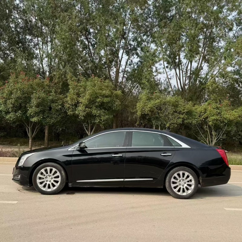 枣庄17年凯迪拉克XTS7