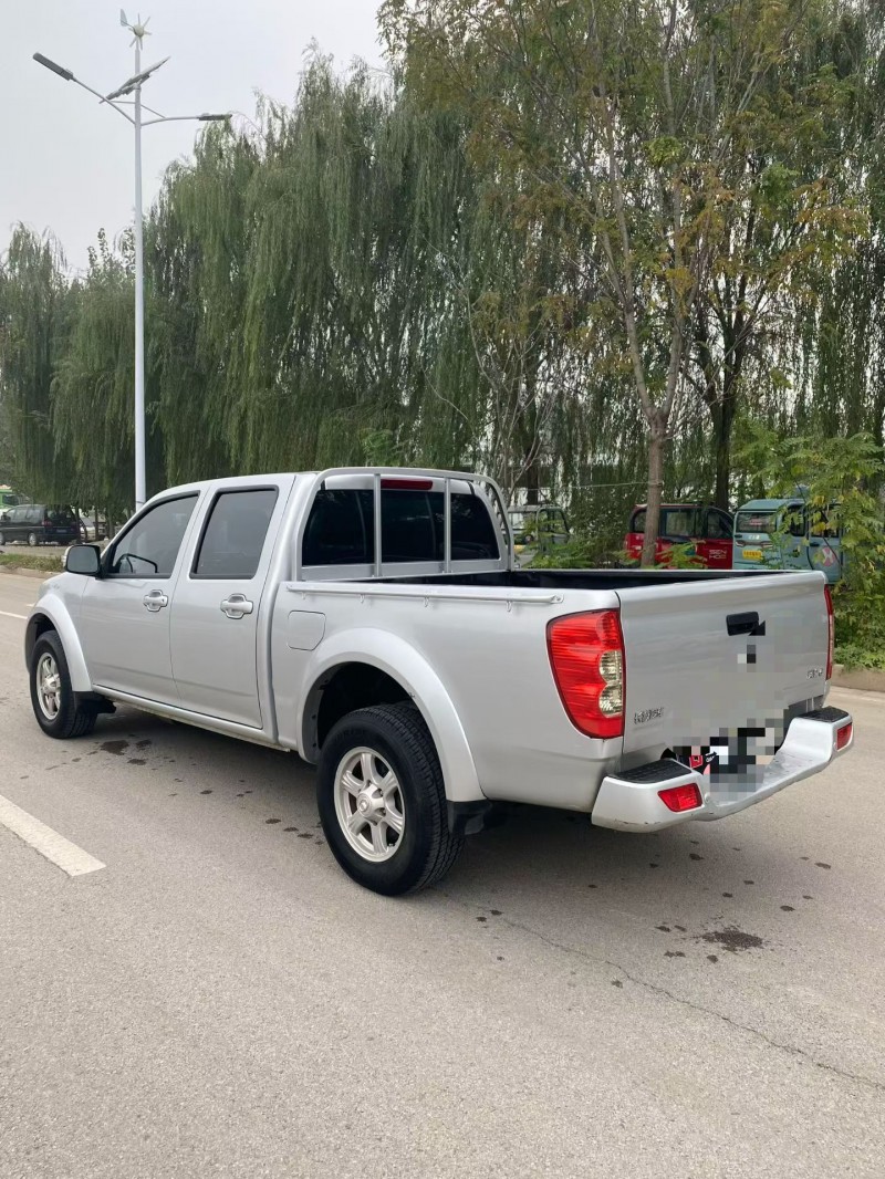 青岛23年长城汽车风骏8