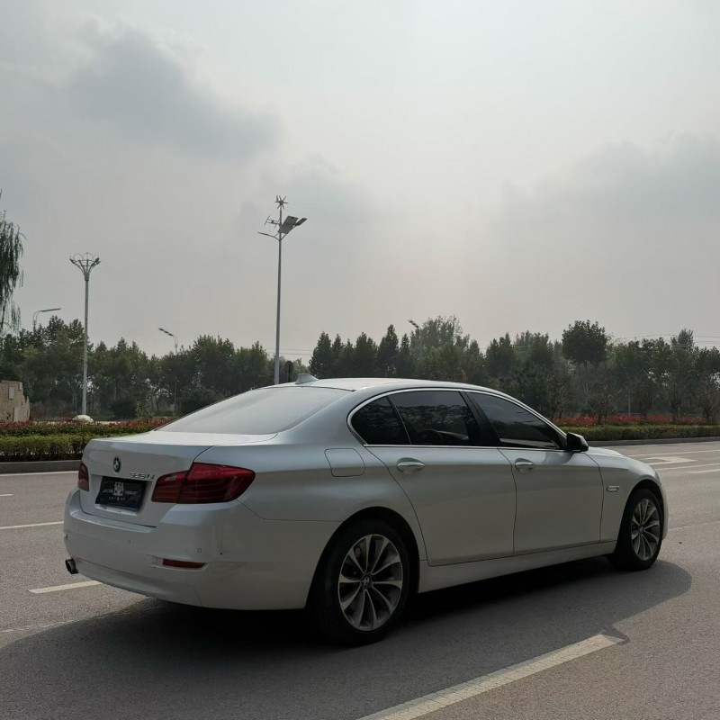 东营17年宝马5系9